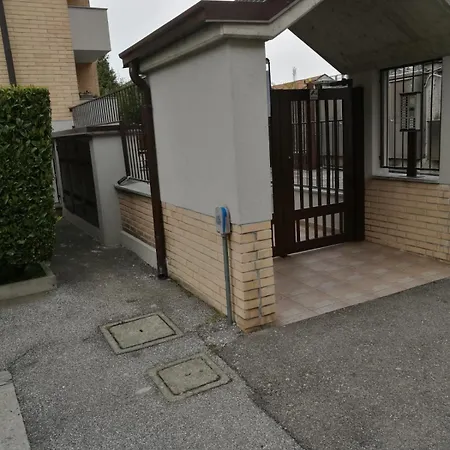 Casa Di Adele Monza, Appartamento Vicino Al Centro Apartman *
